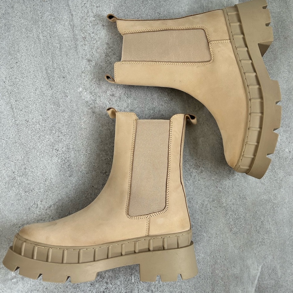 Steve Madden Beige Boots